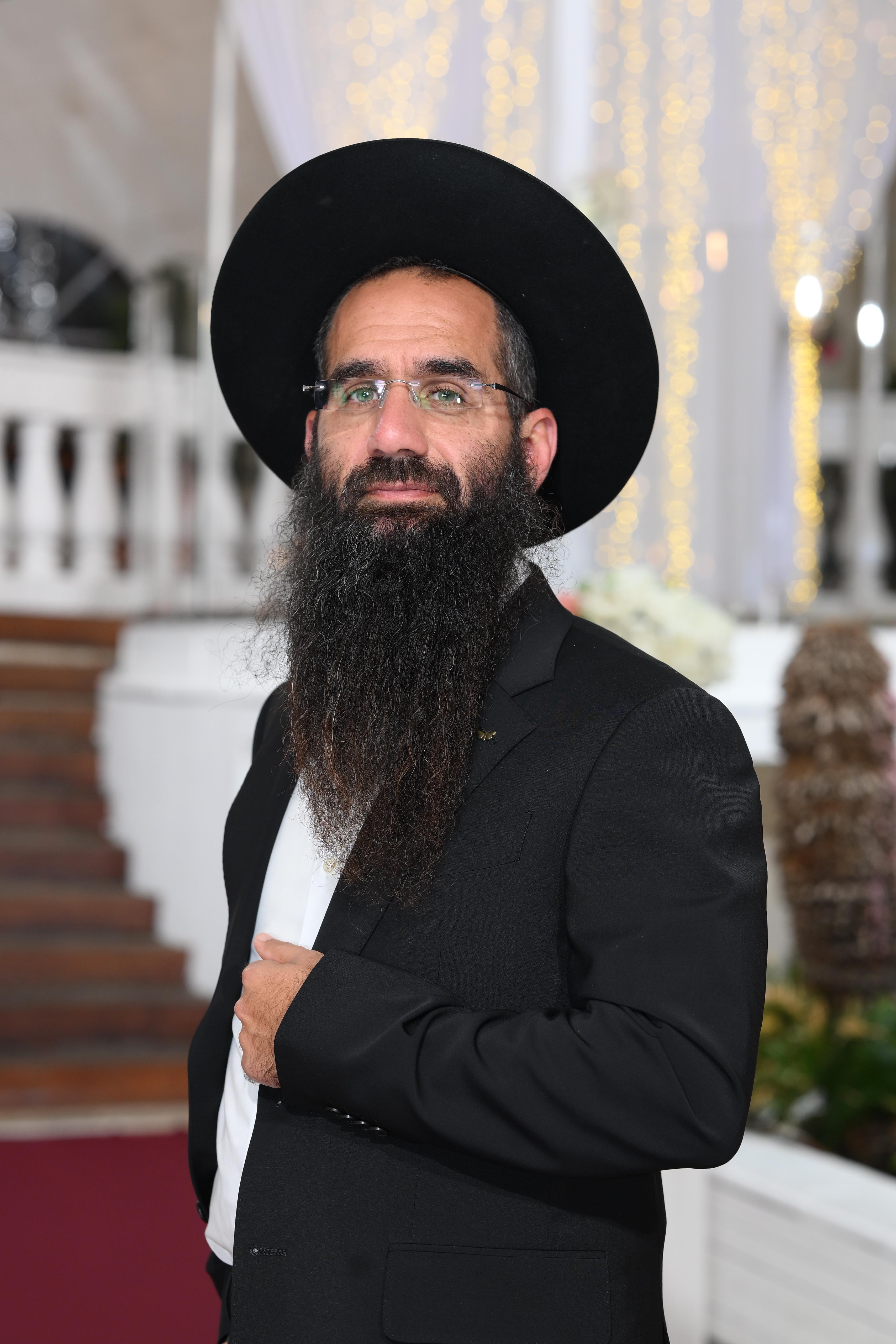 הרב משה ל סבן. מומחה להעצמה גברית ולשיפור שלמות הבית